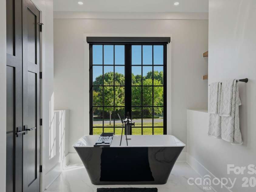 12851 Westmoreland Farm Road, Davidson, NC 28036.  MLS# CAR4381499, YatesRealty ID 25738. 