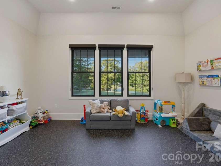 12851 Westmoreland Farm Road, Davidson, NC 28036.  MLS# CAR4381499, YatesRealty ID 25738. 