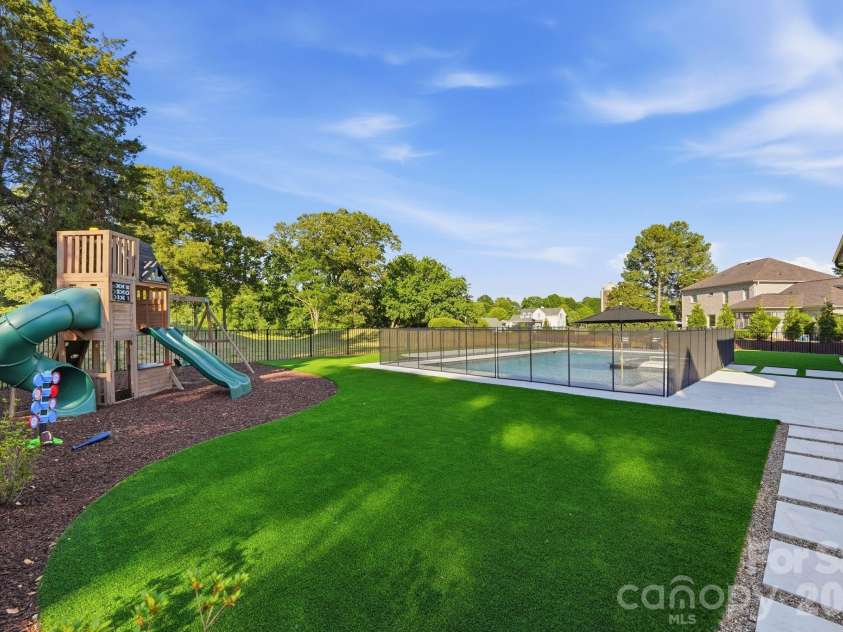 12851 Westmoreland Farm Road, Davidson, NC 28036.  MLS# CAR4381499, YatesRealty ID 25738. 
