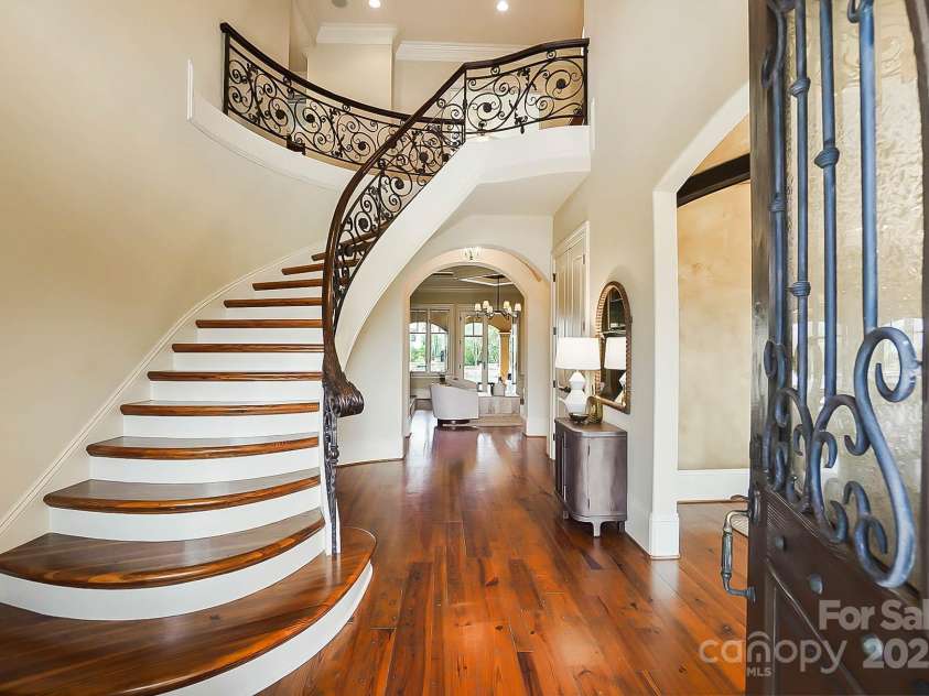 1312 Lookout Circle, Waxhaw, NC 28173.  MLS# CAR4230421, YatesRealty ID 25739. 