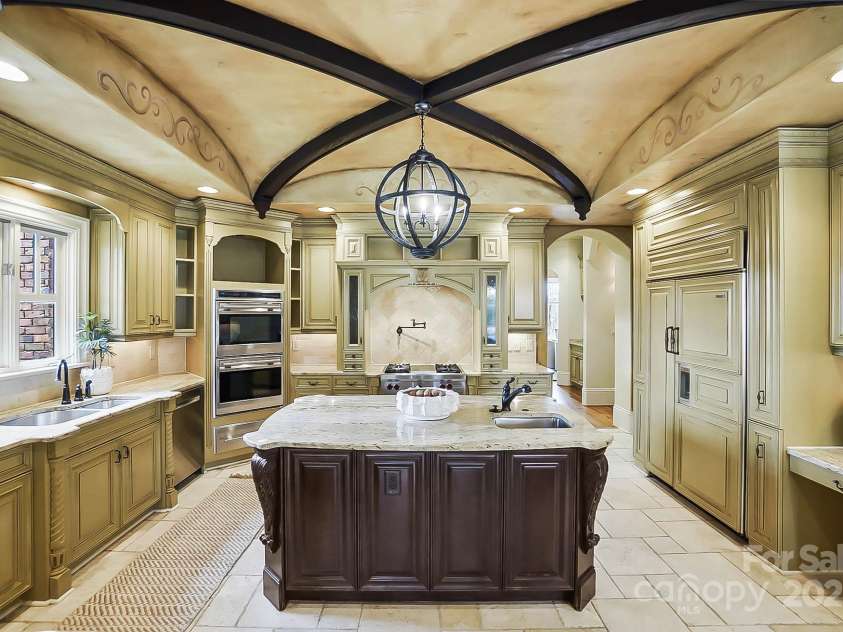 1312 Lookout Circle, Waxhaw, NC 28173.  MLS# CAR4230421, YatesRealty ID 25739. 