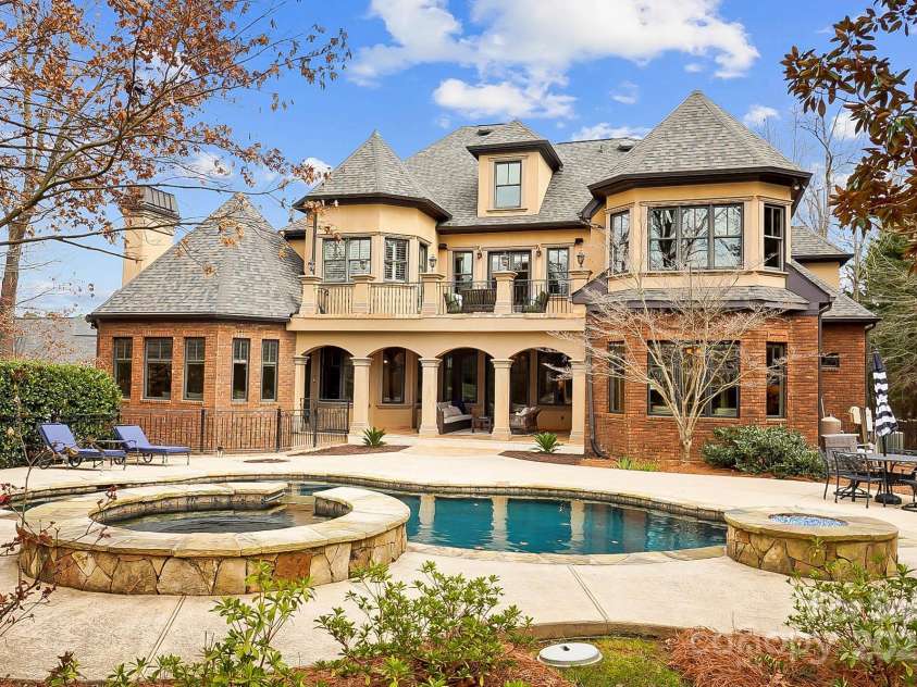 1312 Lookout Circle, Waxhaw, NC 28173.  MLS# CAR4230421, YatesRealty ID 25739. 