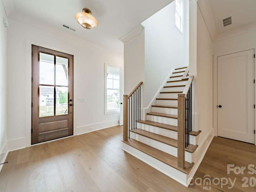19036 Newburg Hill Road, Davidson, NC 28036.  MLS# CAR4321313, YatesRealty ID 2574. 