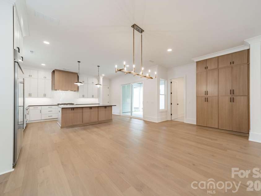 19036 Newburg Hill Road, Davidson, NC 28036.  MLS# CAR4321313, YatesRealty ID 2574. 