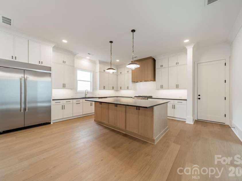 19036 Newburg Hill Road, Davidson, NC 28036.  MLS# CAR4321313, YatesRealty ID 2574. 
