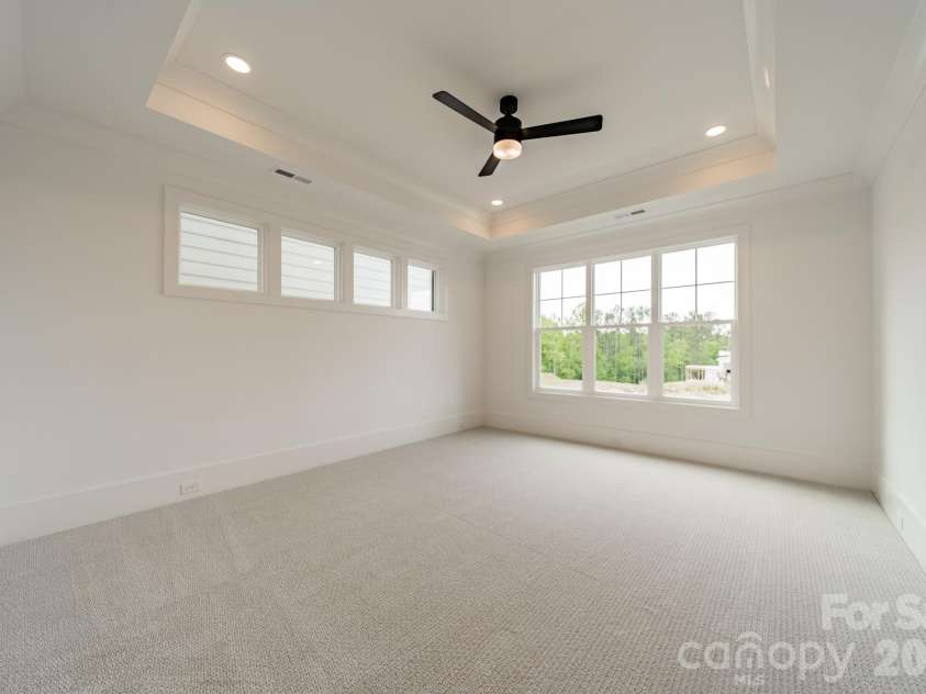 19036 Newburg Hill Road, Davidson, NC 28036.  MLS# CAR4321313, YatesRealty ID 2574. 
