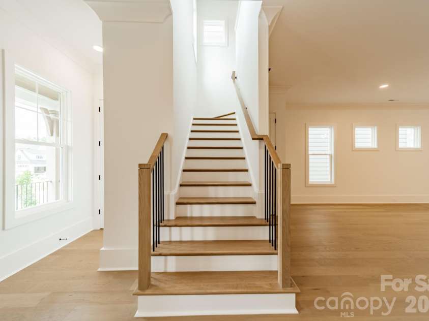 19036 Newburg Hill Road, Davidson, NC 28036.  MLS# CAR4321313, YatesRealty ID 2574. 