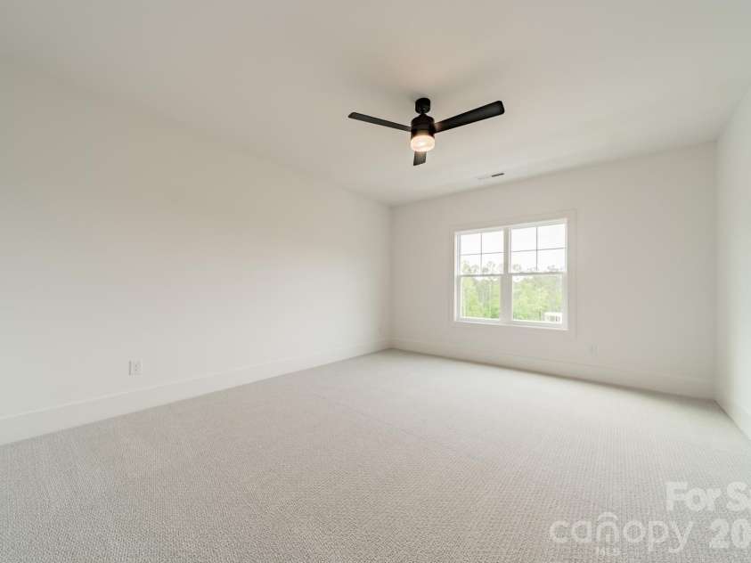 19036 Newburg Hill Road, Davidson, NC 28036.  MLS# CAR4321313, YatesRealty ID 2574. 