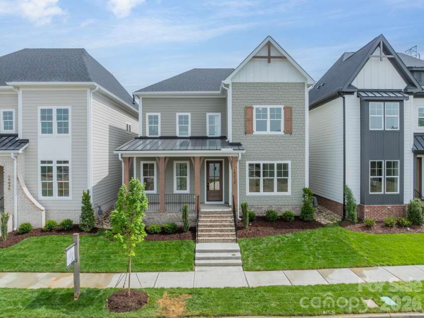 19036 Newburg Hill Road, Davidson, NC 28036.  MLS# CAR4321313, YatesRealty ID 2574. 