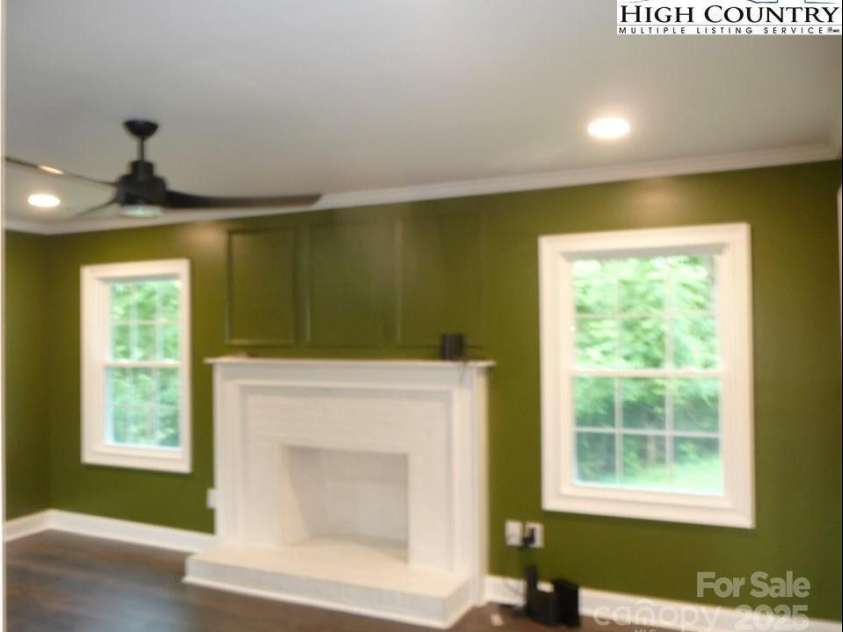 384 New River Heights, Boone, NC 28607.  MLS# CAR4304432, YatesRealty ID 2574. Fireplace