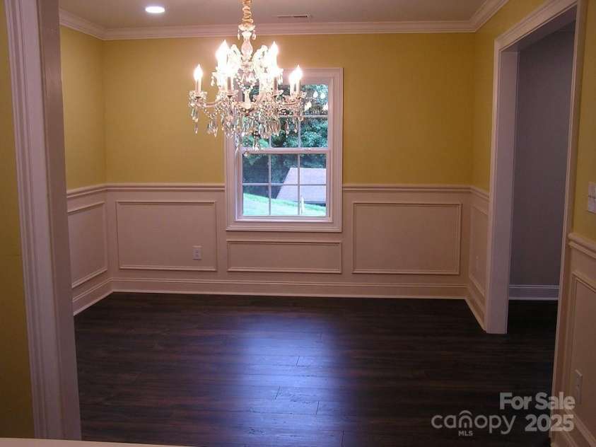 384 New River Heights, Boone, NC 28607.  MLS# CAR4304432, YatesRealty ID 2574. Formal Dining