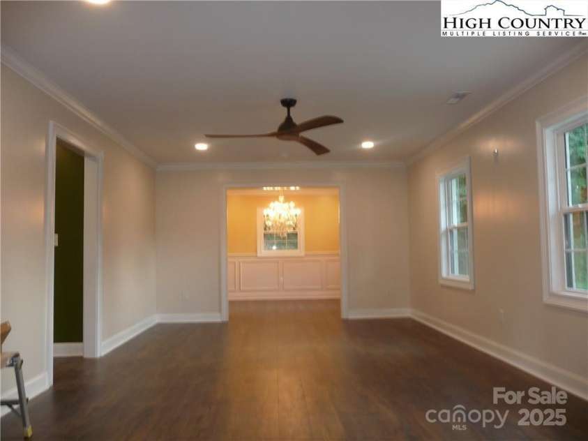 384 New River Heights, Boone, NC 28607.  MLS# CAR4304432, YatesRealty ID 2574. Living Room