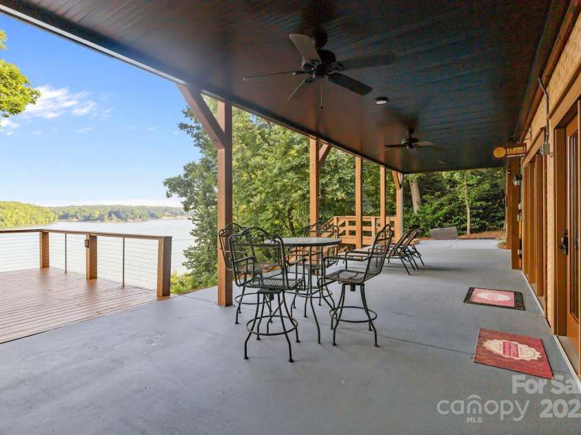 10108 Saw Mill Road, Charlotte, NC 28278.  MLS# CAR4268919, YatesRealty ID 25740. Covered lower deck
