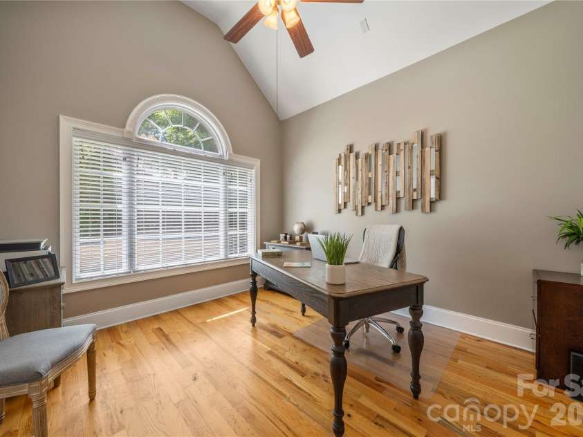 686 White Oaks Road, Mooresville, NC 28115.  MLS# CAR4377975, YatesRealty ID 25741. 