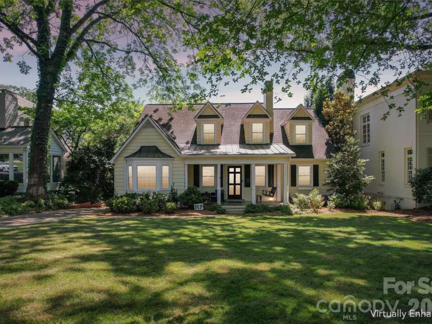 2623 Roswell Avenue, Charlotte, NC 28209.  MLS# CAR4372327, YatesRealty ID 25742. 