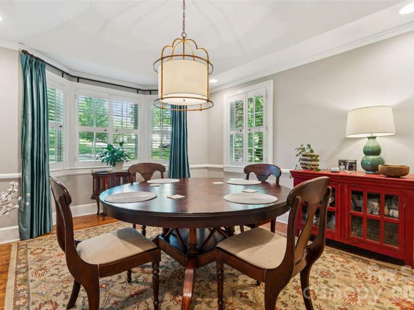 2623 Roswell Avenue, Charlotte, NC 28209.  MLS# CAR4372327, YatesRealty ID 25742. 