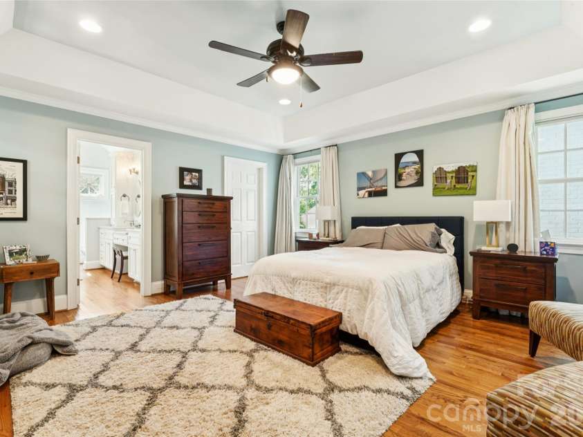2623 Roswell Avenue, Charlotte, NC 28209.  MLS# CAR4372327, YatesRealty ID 25742. 