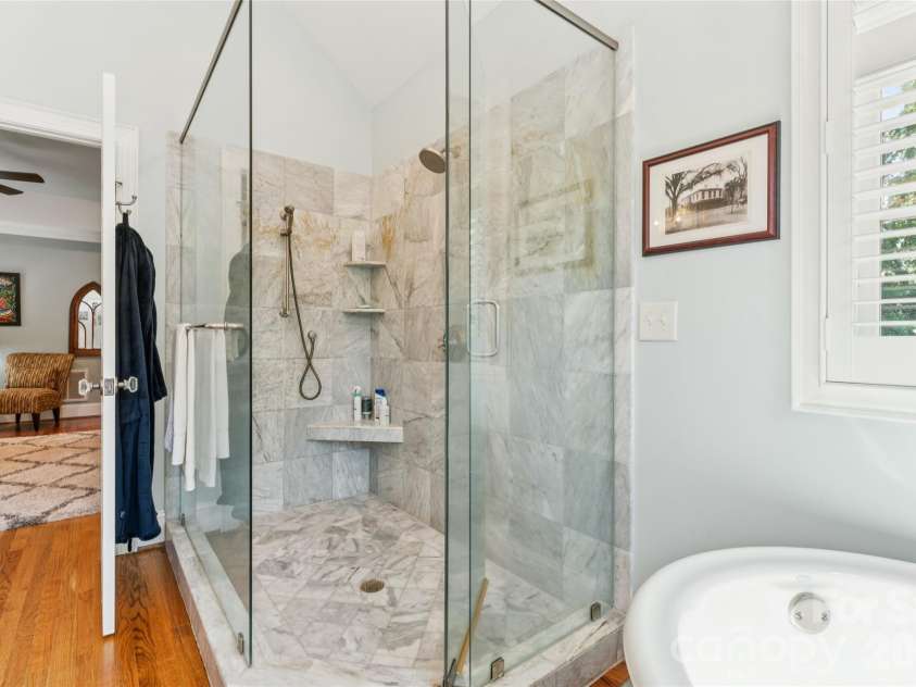 2623 Roswell Avenue, Charlotte, NC 28209.  MLS# CAR4372327, YatesRealty ID 25742. 