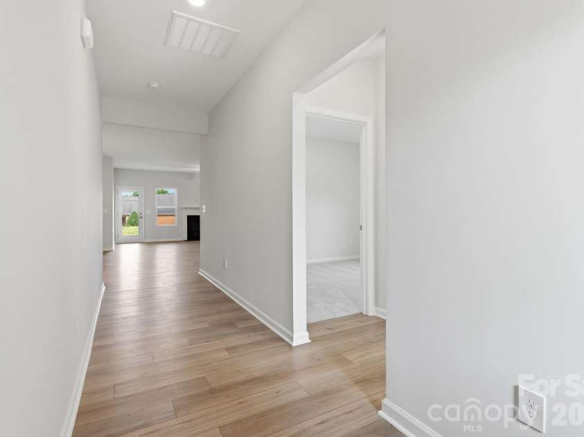 219 Rodeo Drive, Shelby, NC 28150.  MLS# CAR4368777, YatesRealty ID 25743. Hallway