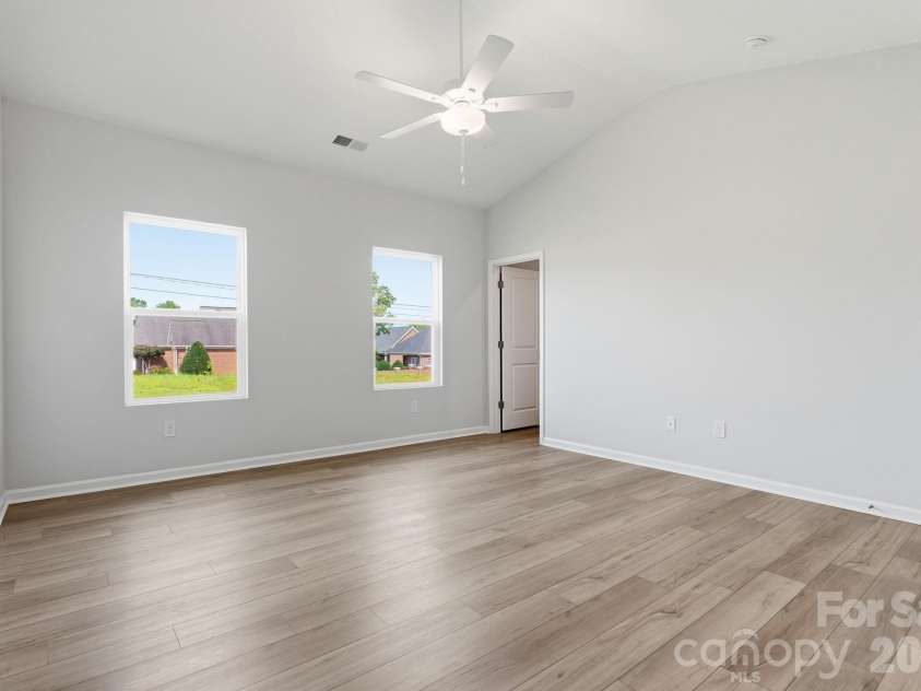 219 Rodeo Drive, Shelby, NC 28150.  MLS# CAR4368777, YatesRealty ID 25743. Primary Bedroom
