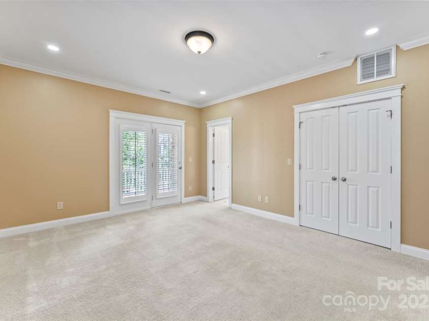 108 Forrester Avenue, Belmont, NC 28012.  MLS# CAR4265770, YatesRealty ID 25744. Primary bedroom is huge with a walk in closet!