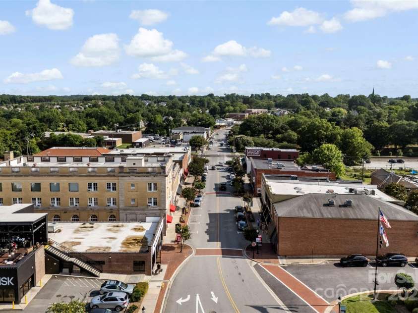 108 Forrester Avenue, Belmont, NC 28012.  MLS# CAR4265770, YatesRealty ID 25744. This home is steps away from all downtown Belmont has to offer to you!