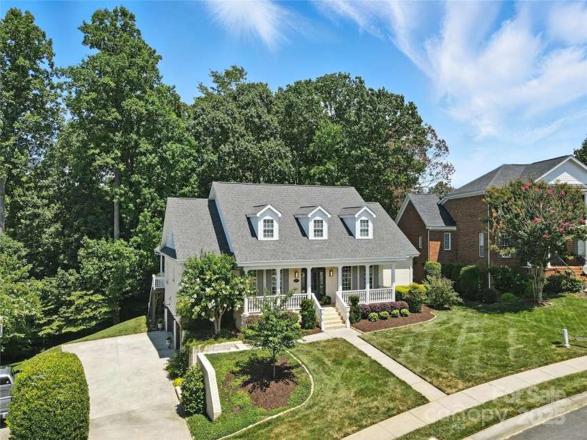 9012 Arrington Manor Place, Charlotte, NC 28277.  MLS# CAR4278027, YatesRealty ID 25745. 