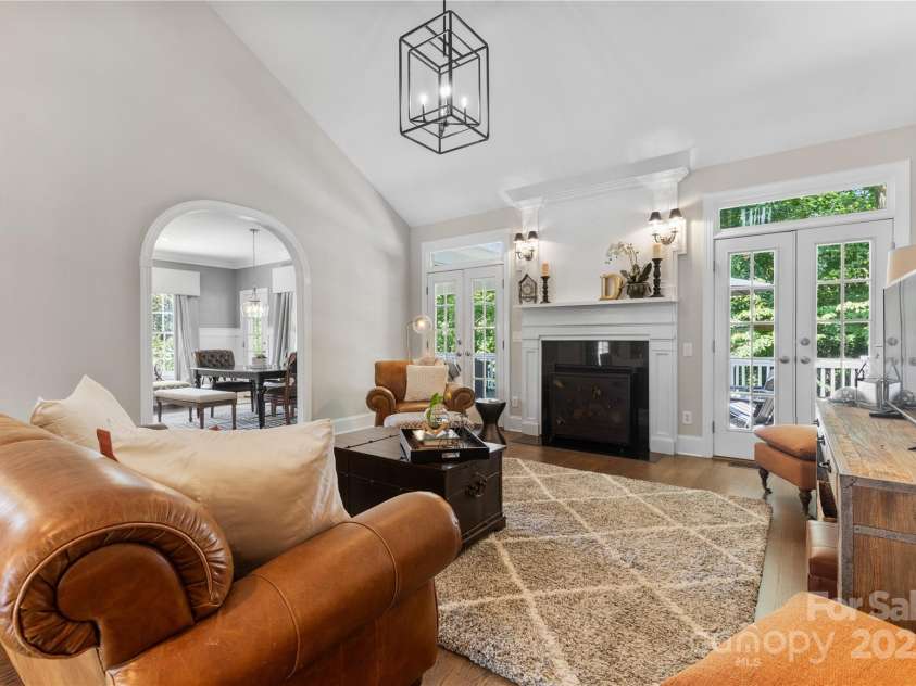 9012 Arrington Manor Place, Charlotte, NC 28277.  MLS# CAR4278027, YatesRealty ID 25745. 