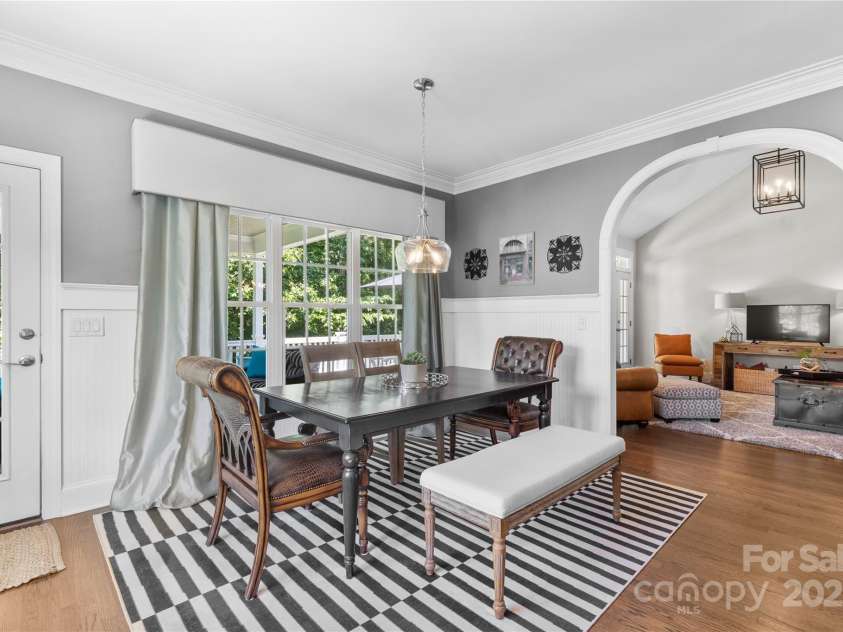 9012 Arrington Manor Place, Charlotte, NC 28277.  MLS# CAR4278027, YatesRealty ID 25745. 