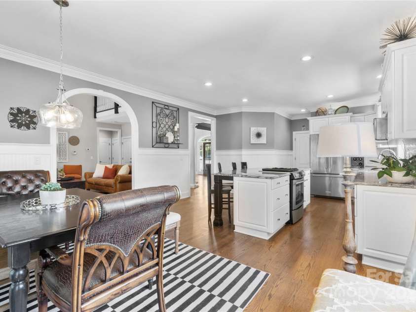 9012 Arrington Manor Place, Charlotte, NC 28277.  MLS# CAR4278027, YatesRealty ID 25745. 