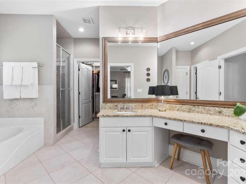 9012 Arrington Manor Place, Charlotte, NC 28277.  MLS# CAR4278027, YatesRealty ID 25745. 