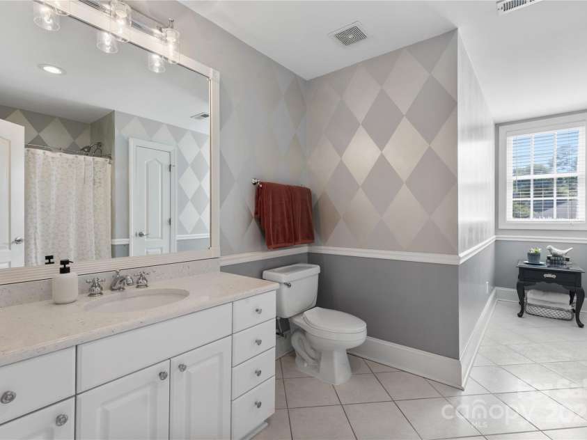 9012 Arrington Manor Place, Charlotte, NC 28277.  MLS# CAR4278027, YatesRealty ID 25745. 