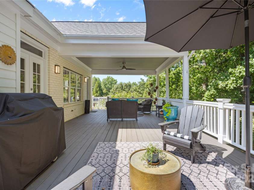 9012 Arrington Manor Place, Charlotte, NC 28277.  MLS# CAR4278027, YatesRealty ID 25745. 