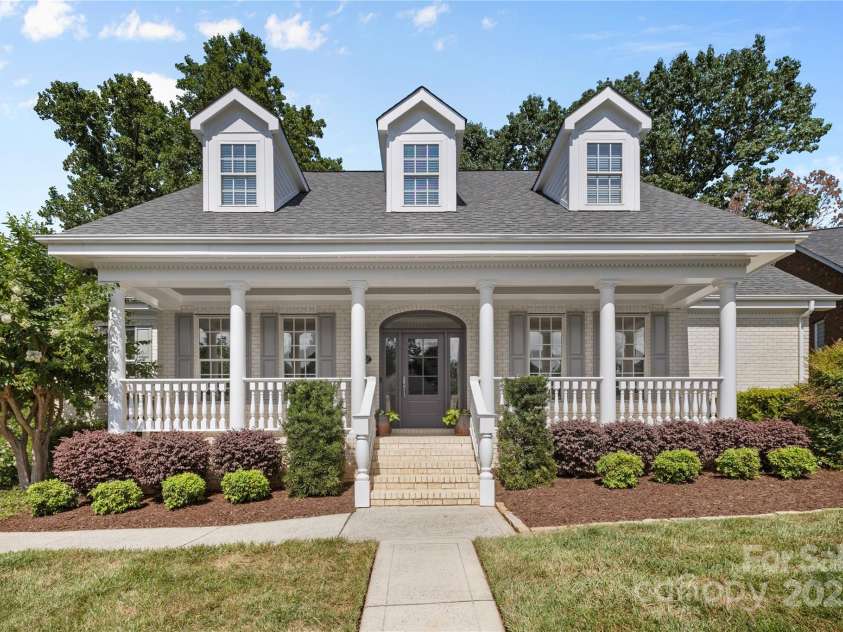 9012 Arrington Manor Place, Charlotte, NC 28277.  MLS# CAR4278027, YatesRealty ID 25745. 