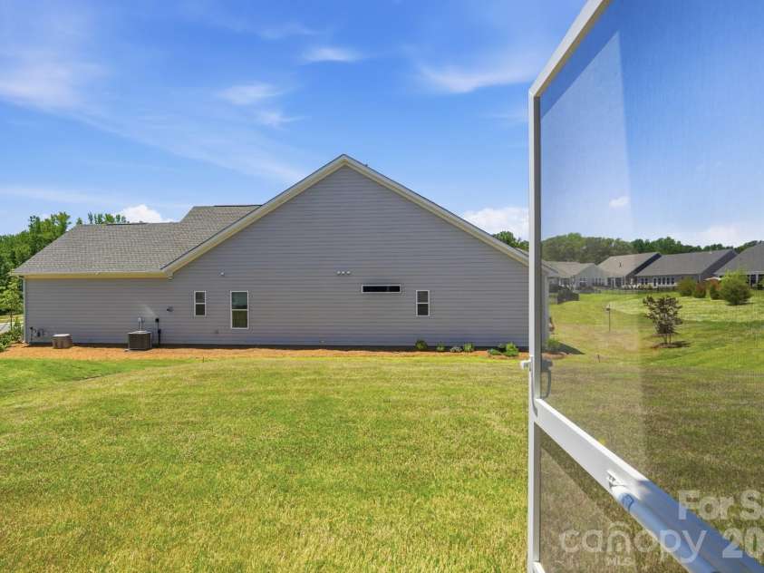 1009 Ballyfin Way, Monroe, NC 28110.  MLS# CAR4383206, YatesRealty ID 25746. 