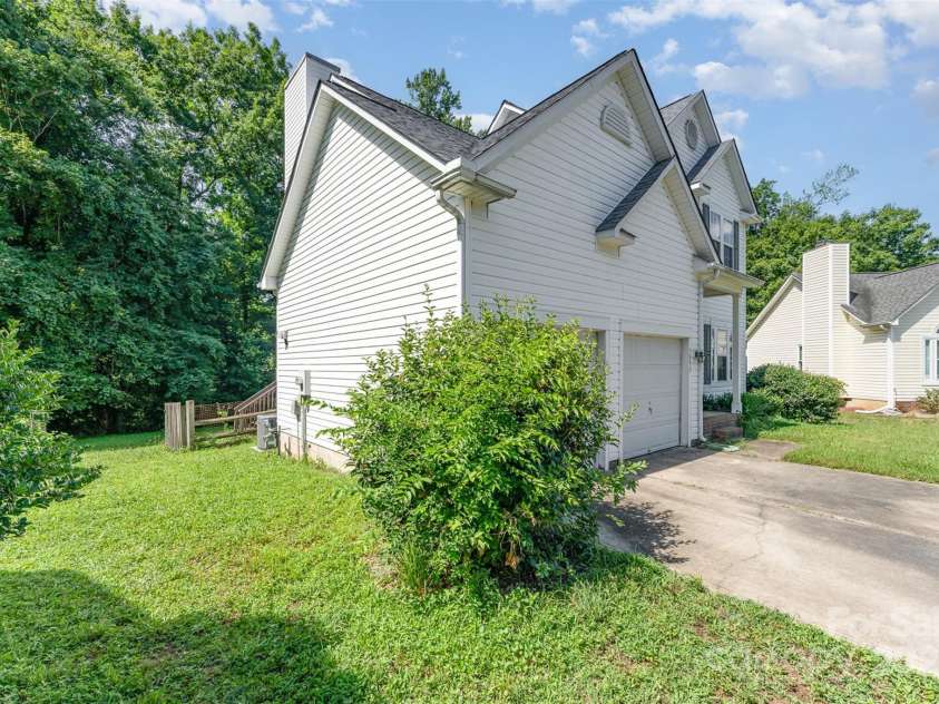 5899 Misty Forest Place, Concord, NC 28027.  MLS# CAR4275331, YatesRealty ID 25746. 