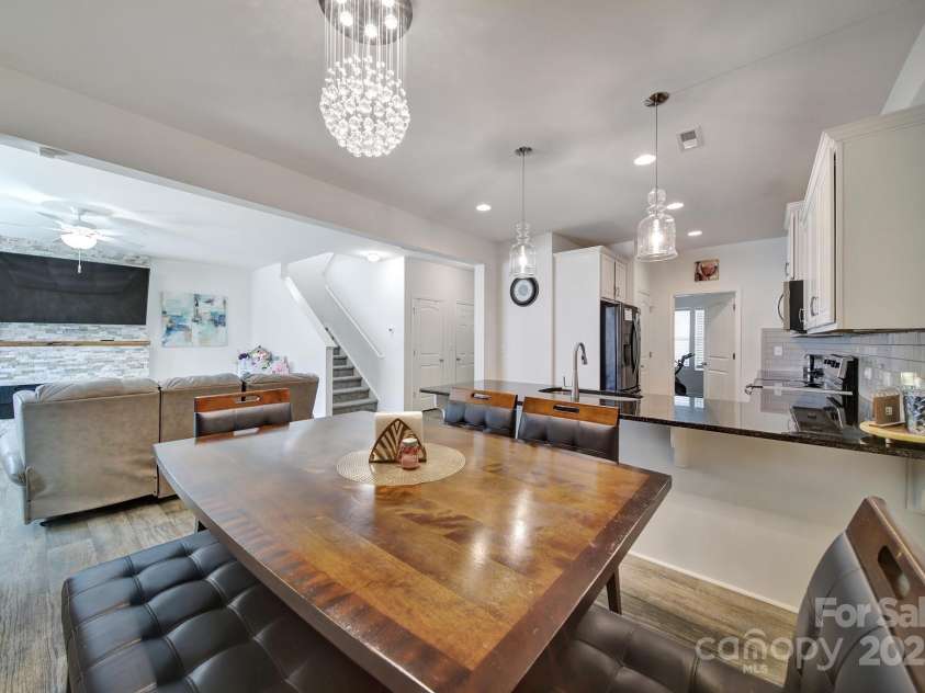 5125 Thomasville Drive, Belmont, NC 28012.  MLS# CAR4263925, YatesRealty ID 25747. 