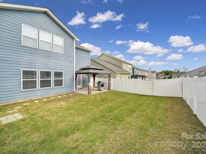 5125 Thomasville Drive, Belmont, NC 28012.  MLS# CAR4263925, YatesRealty ID 25747. 