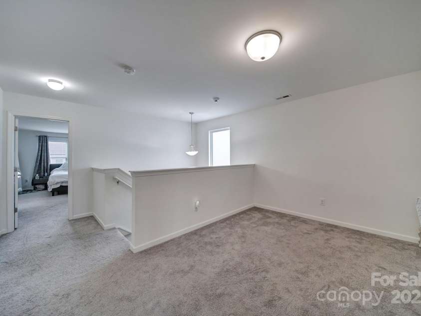 5125 Thomasville Drive, Belmont, NC 28012.  MLS# CAR4263925, YatesRealty ID 25747. Spacious loft area