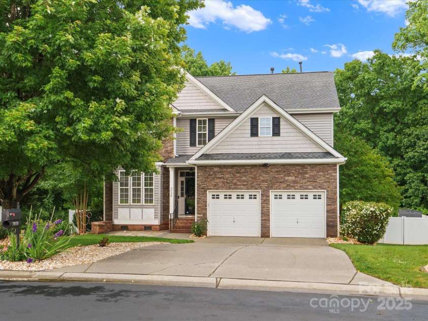 3038 Sterling Court, Fort Mill, SC 29707.  MLS# CAR4260604, YatesRealty ID 25748. 