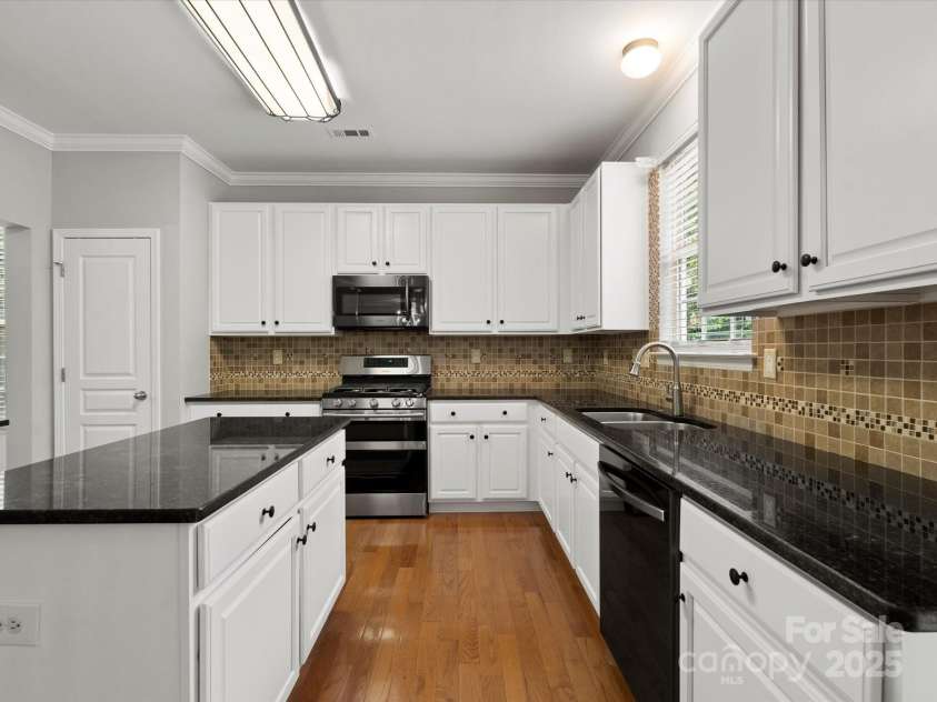 3038 Sterling Court, Fort Mill, SC 29707.  MLS# CAR4260604, YatesRealty ID 25748. 