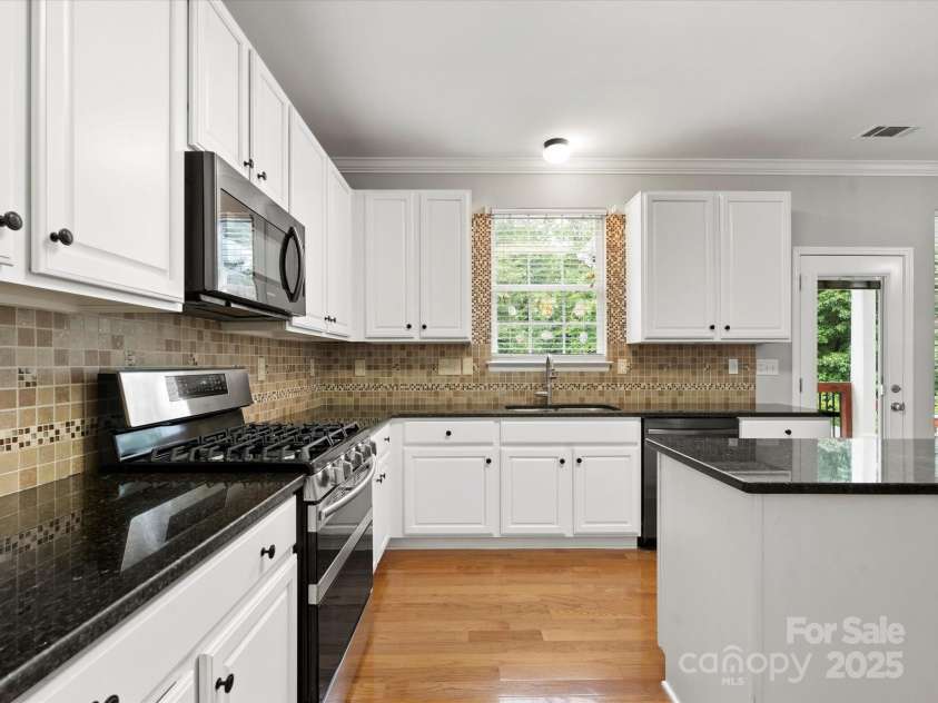 3038 Sterling Court, Fort Mill, SC 29707.  MLS# CAR4260604, YatesRealty ID 25748. 