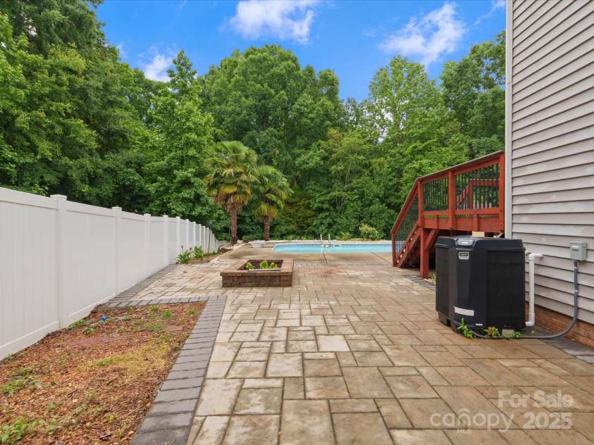 3038 Sterling Court, Fort Mill, SC 29707.  MLS# CAR4260604, YatesRealty ID 25748. 