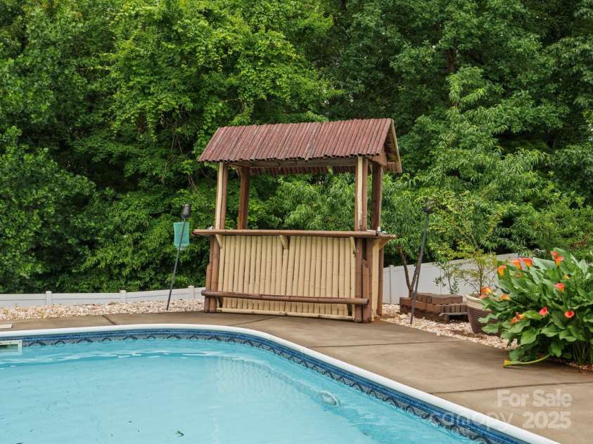 3038 Sterling Court, Fort Mill, SC 29707.  MLS# CAR4260604, YatesRealty ID 25748. 