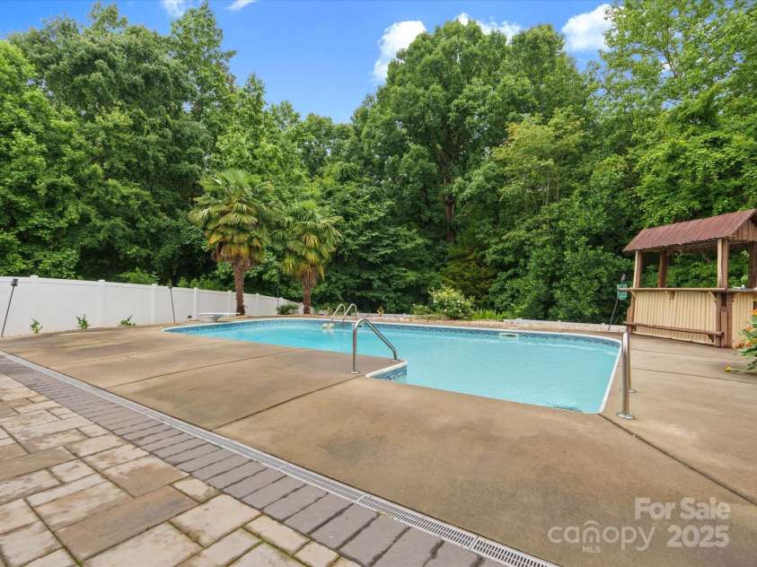 3038 Sterling Court, Fort Mill, SC 29707.  MLS# CAR4260604, YatesRealty ID 25748. 