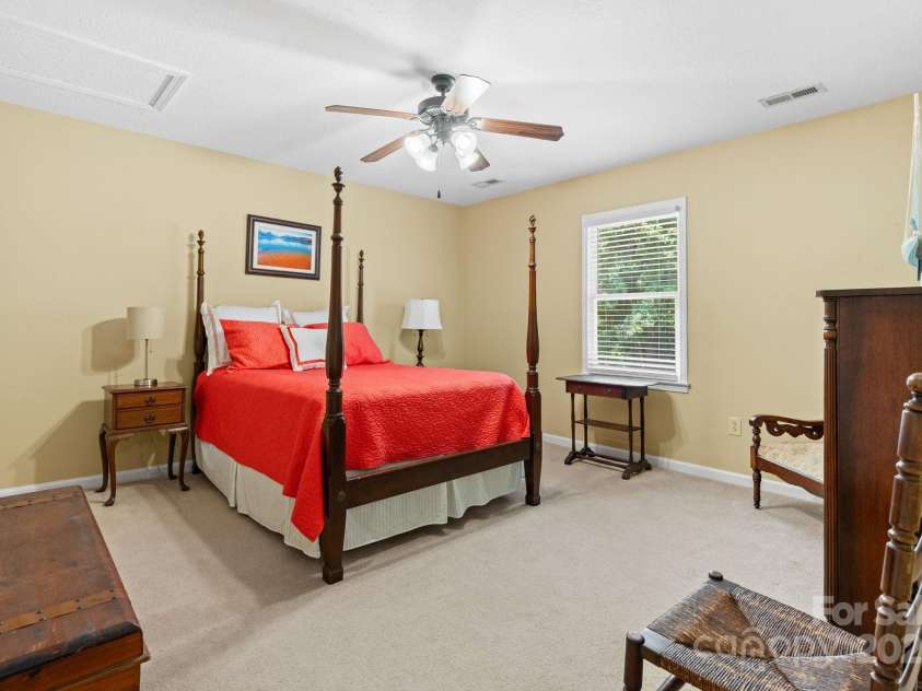 123 Clearwater Drive, Morganton, NC 28655.  MLS# CAR4280716, YatesRealty ID 25749. 