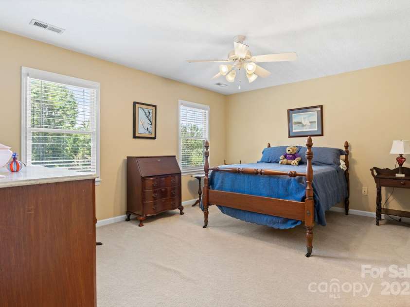 123 Clearwater Drive, Morganton, NC 28655.  MLS# CAR4280716, YatesRealty ID 25749. 