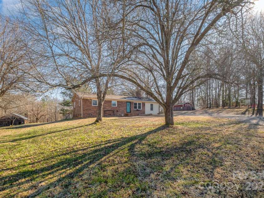 120 Garden Lane, Grover, NC 28073.  MLS# CAR4212417, YatesRealty ID 2575. 