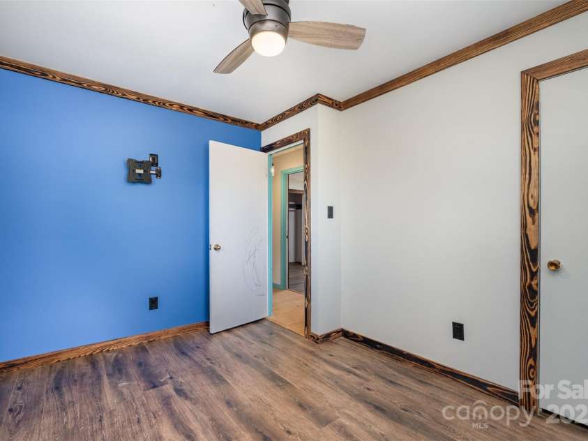 120 Garden Lane, Grover, NC 28073.  MLS# CAR4212417, YatesRealty ID 2575. 