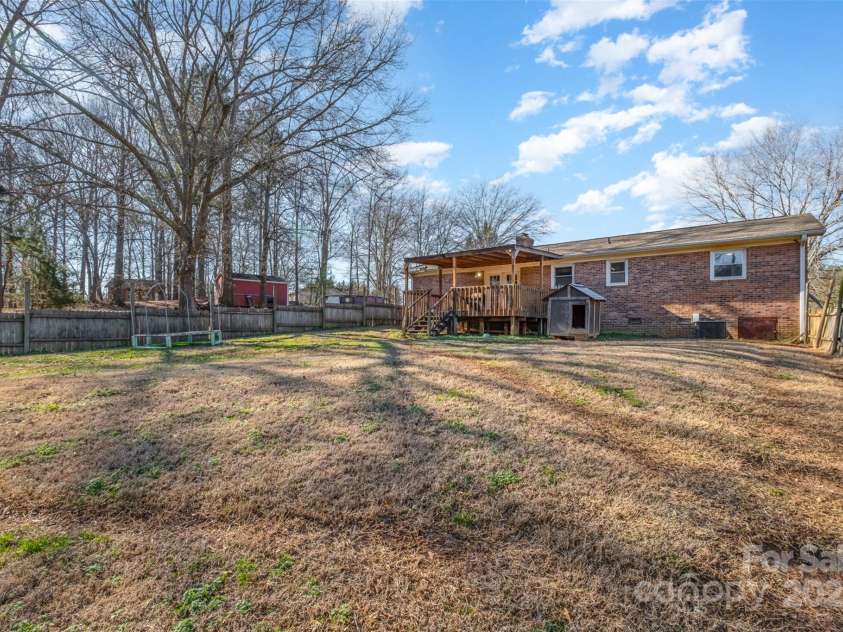 120 Garden Lane, Grover, NC 28073.  MLS# CAR4212417, YatesRealty ID 2575. 